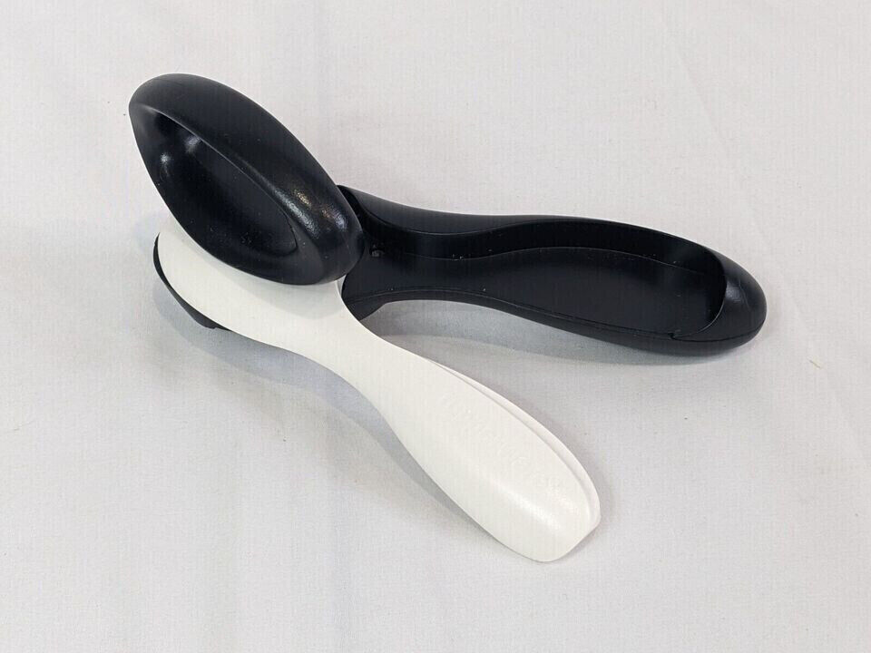 NEW Tupperware Can Opener Smooth Edge Food-Safe Handheld Black/White
