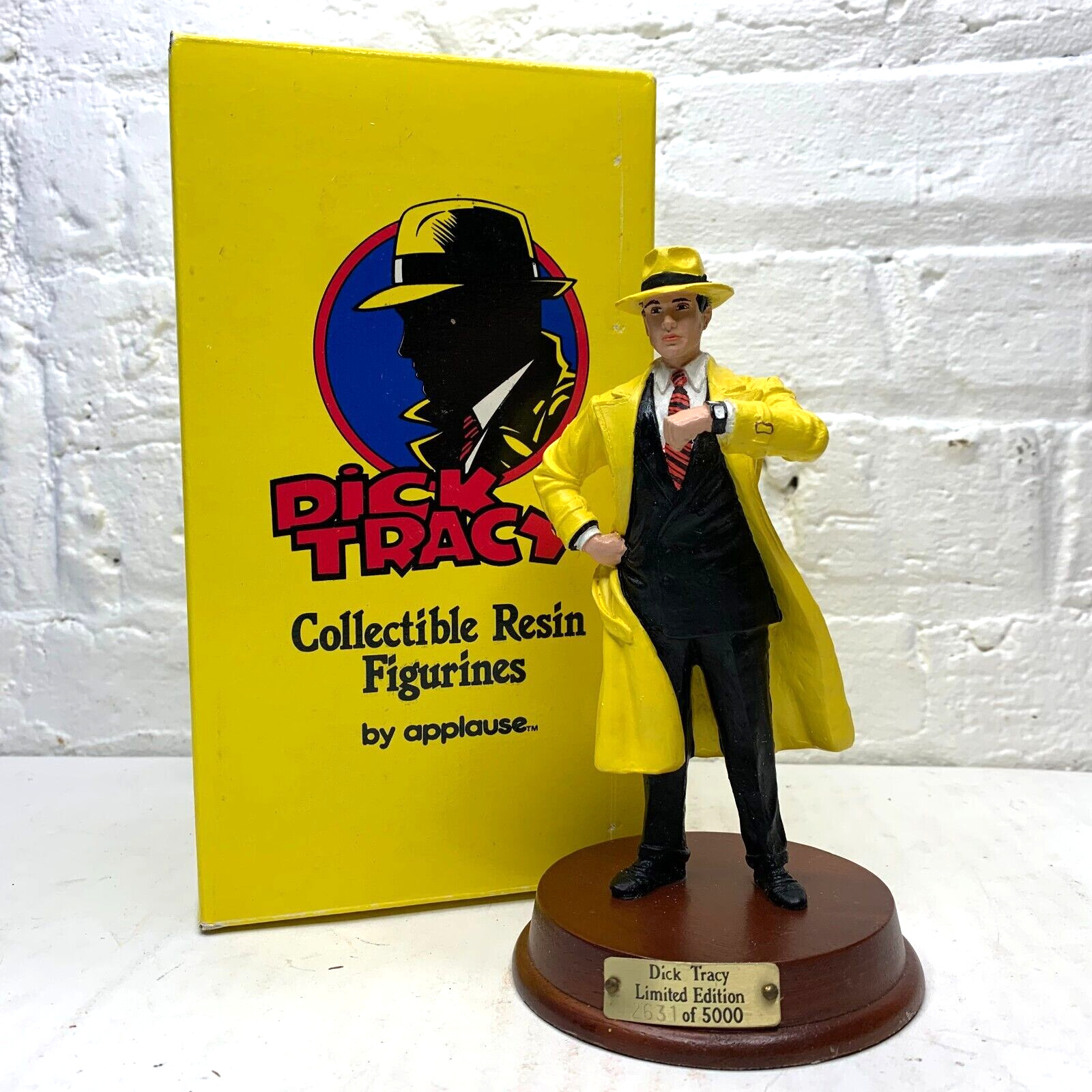 Dick Tracy Collectible Resin Figurines Limited Edition /5000 Dick Tracy Statue
