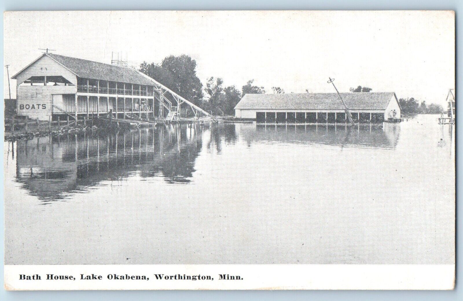 Worthington Minnesota MN Postcard Bath House Lake Okabena c1940 Vintage Antique