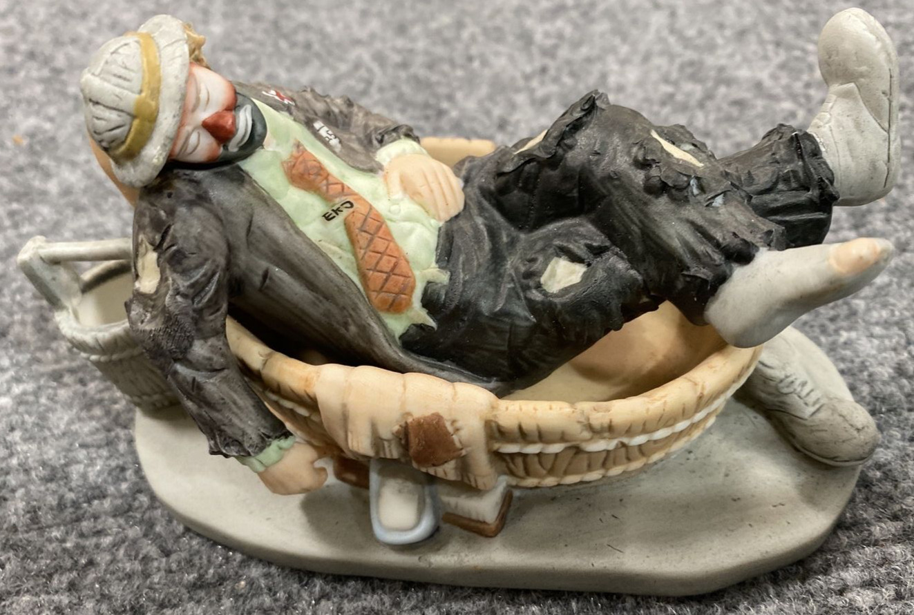 Flambro Emmett Kelly Signature Collection Clown in Tub Figurine 9966 Autographed
