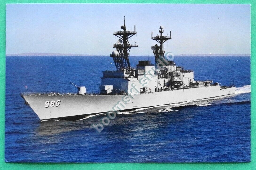 USS HARRY W. HILL DD-986 color postcard unused (CAN-126)