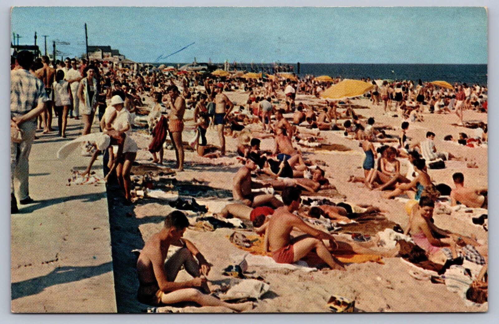 Postcard Buckroe Beach VA 1965 Crowded Beach Scene