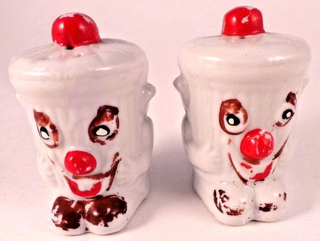 Vintage Happy Anthropomorphic Trash Can Clown Salt & Pepper Shaker Ceramic 