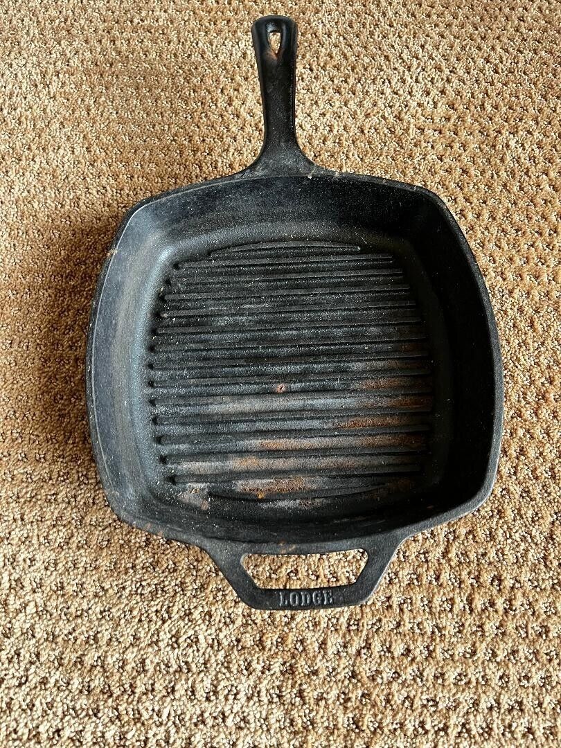 Vintage Lodge Cast Iron Grill Frying Skillet Griddle Fry Pan Round 10.5” USA