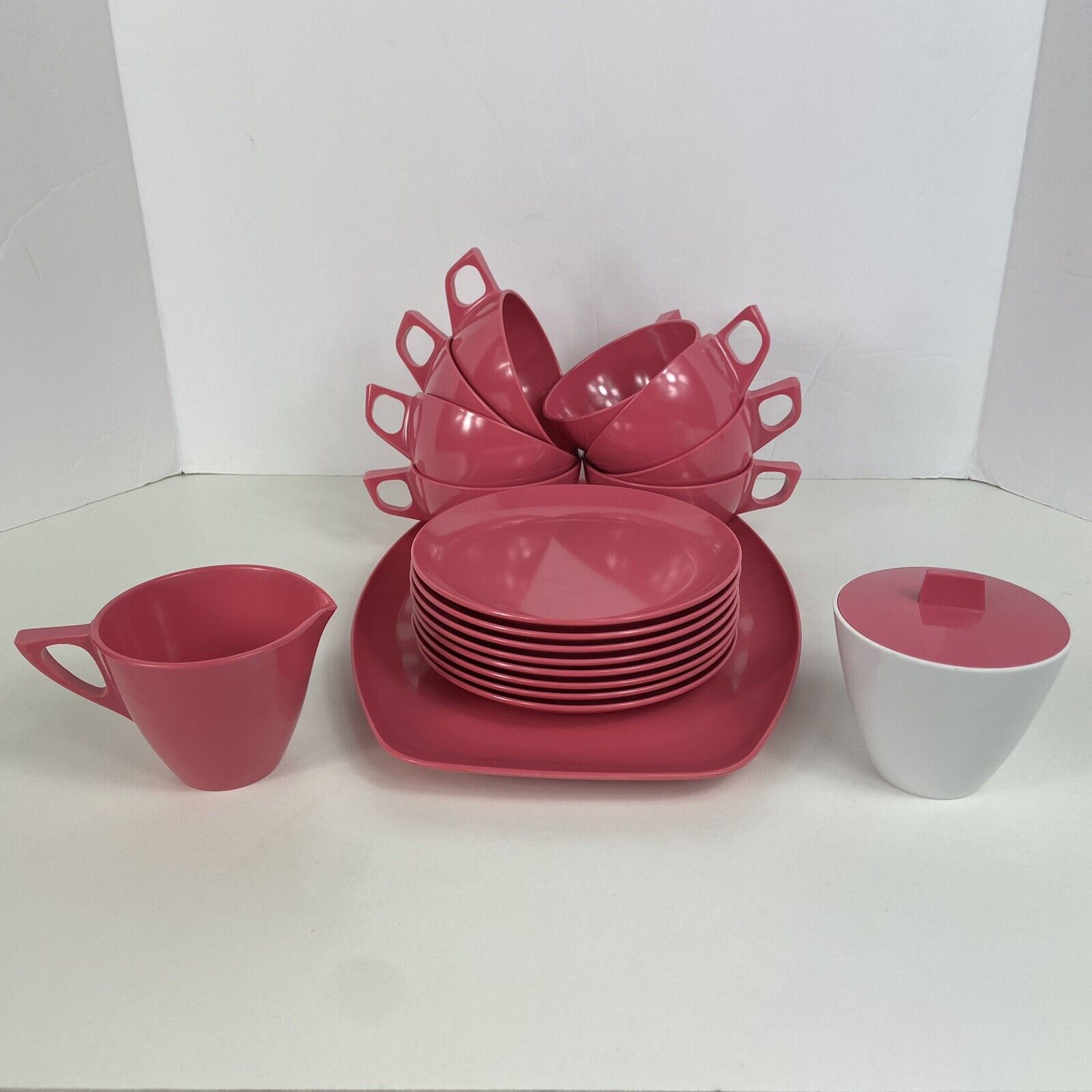 Vtg 19 Pc Melamine Set 7 Teacups 8 Saucers Tray Creamer Sugar Barbiecore Pink
