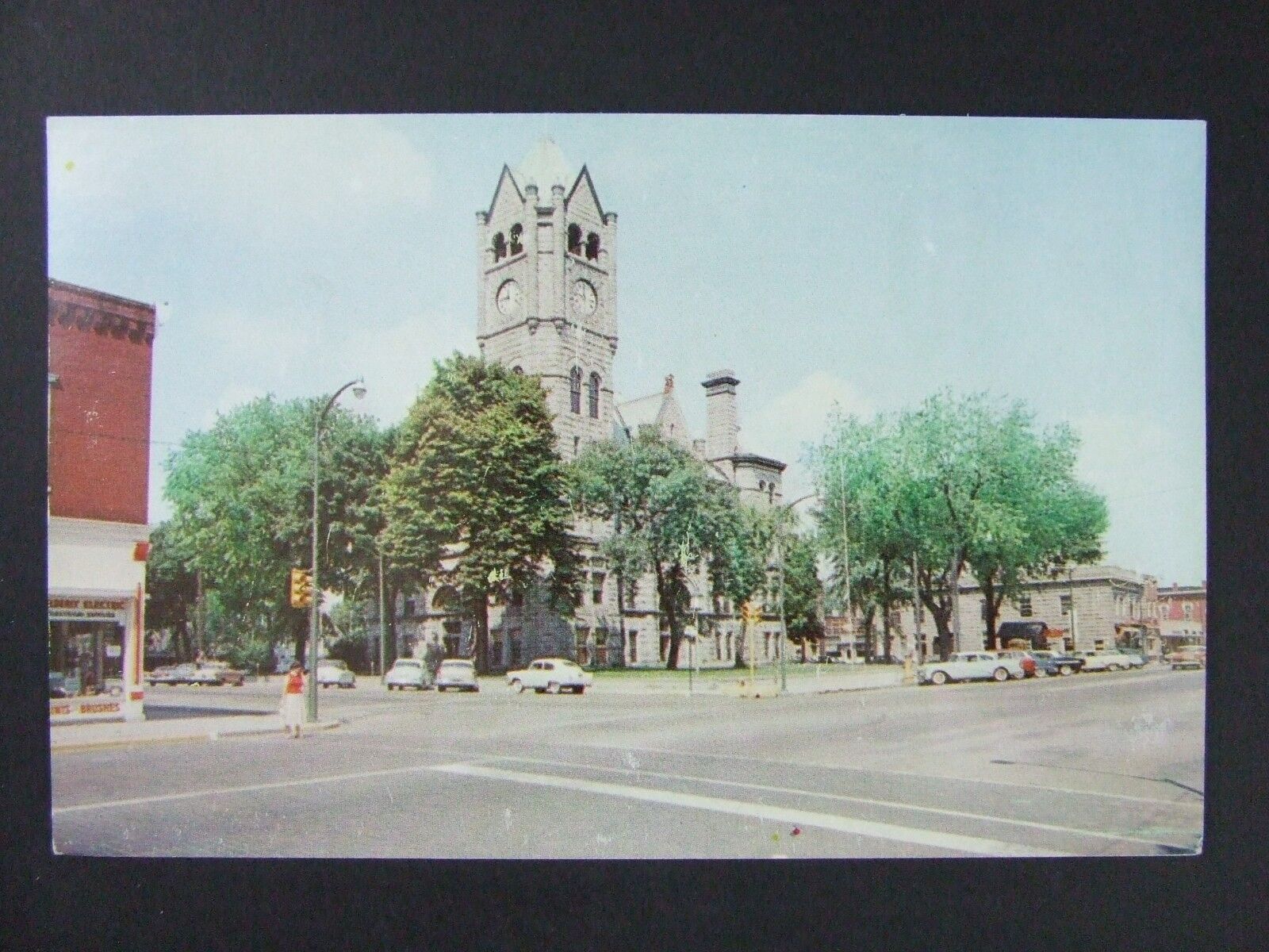 Monticello Indiana IN White County Courthouse Street View Cars Postcard 1950s