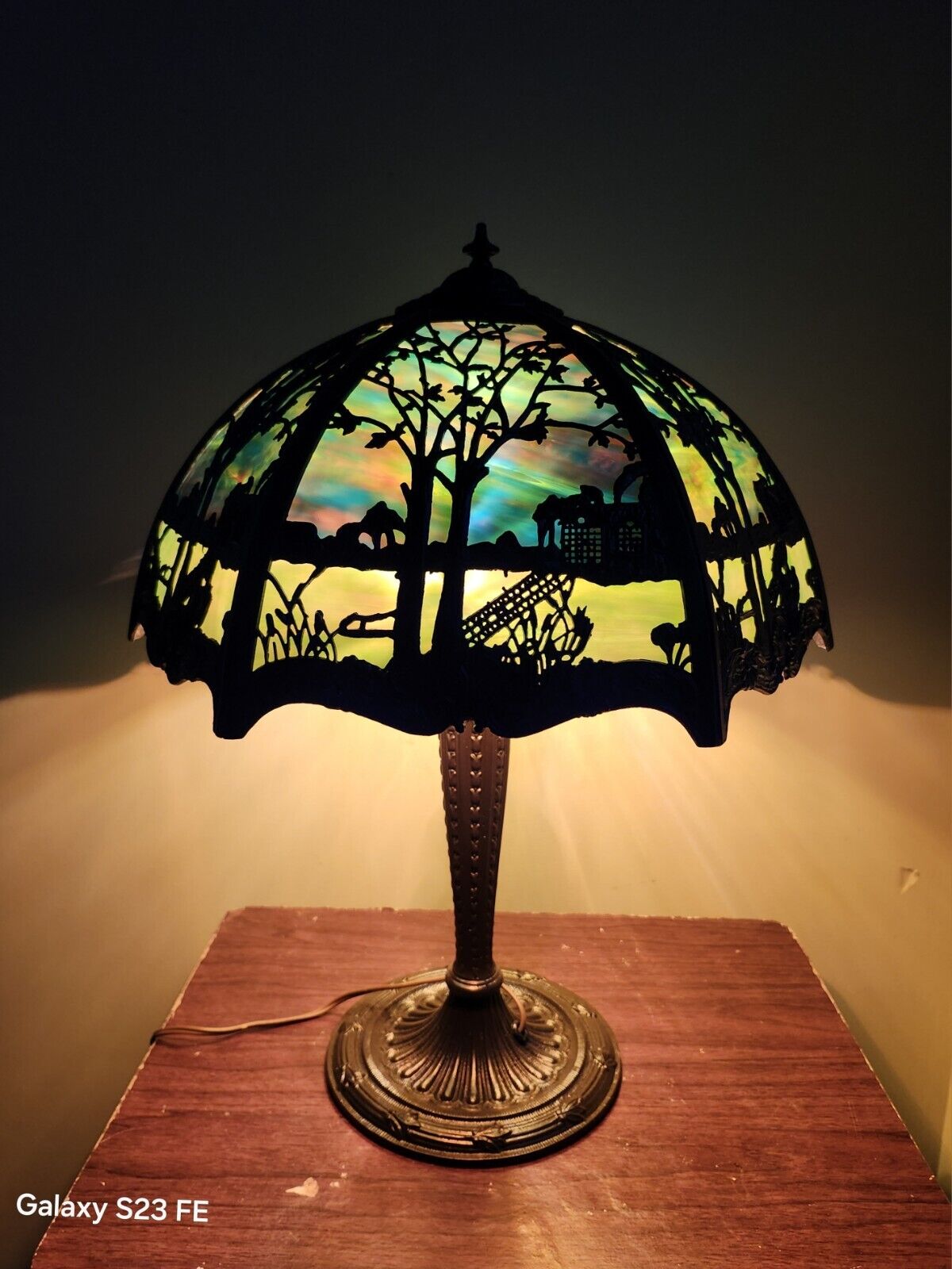 Antique Bent Panel Slag Glass Table Lamp 