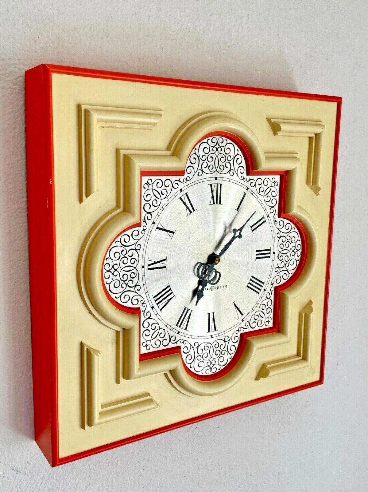 1966 Retro GE Color POP, 3-D Wall Clock, Quartz, W Germany 13.5\
