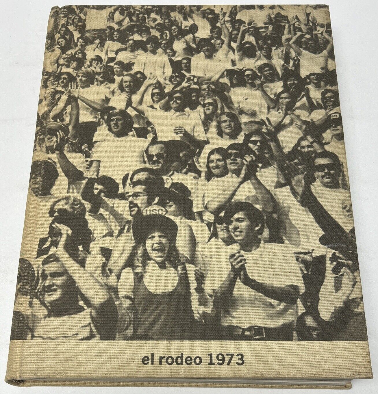USC el Rodeo 1973 Vintage Hard Cover Yearbook