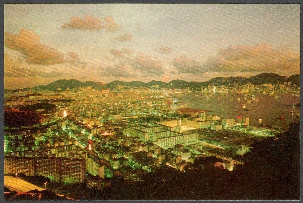 (AOP) Hong Kong vintage postcard - Night Scene of Kowloon