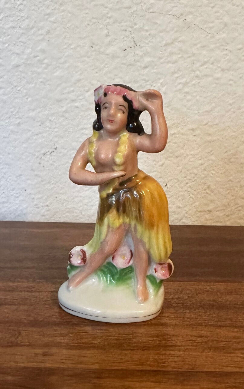 Vintage Porcelain Hawaiian Hula Girl Figurine- Made in Occupied Japan, 4\