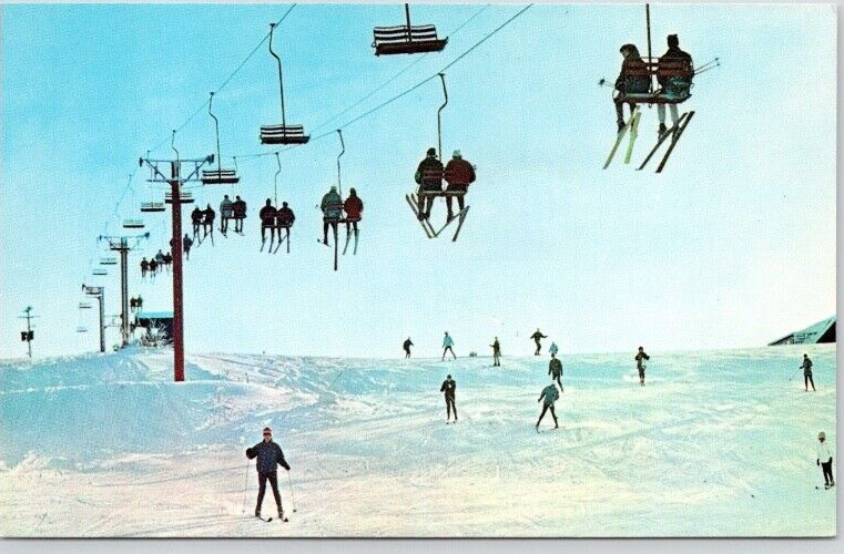 BESSEMER, MICHIGAN SKIING POSTCARD Double Chair Lift, Skiers Below, Sunny Day