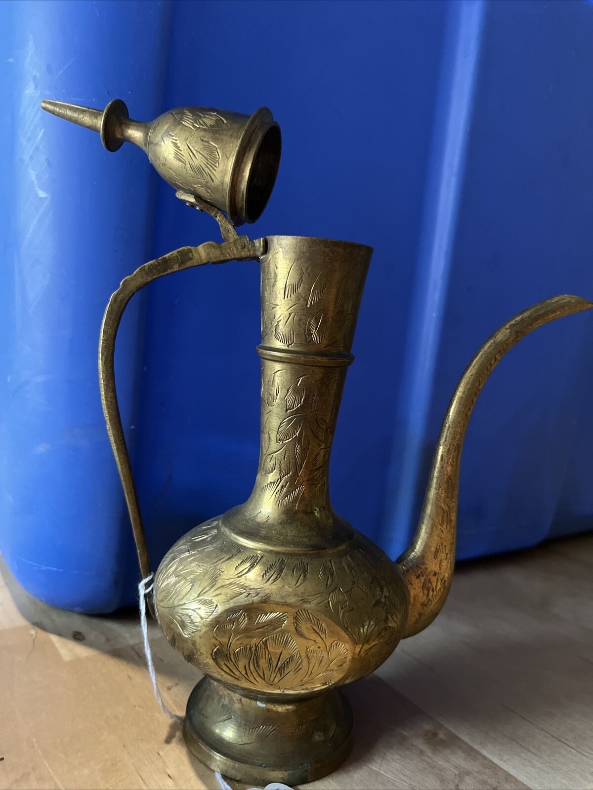 Vintage Etched Brass Tea pot Pitcher Genie Lamp 10\