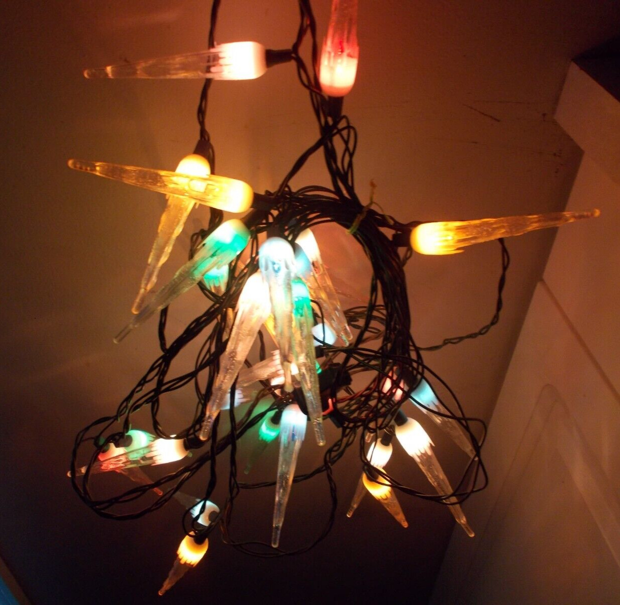35~VINTAGE ICICLE MULTI-COLORED CHRISTMAS STRING LIGHTS~LOT #2