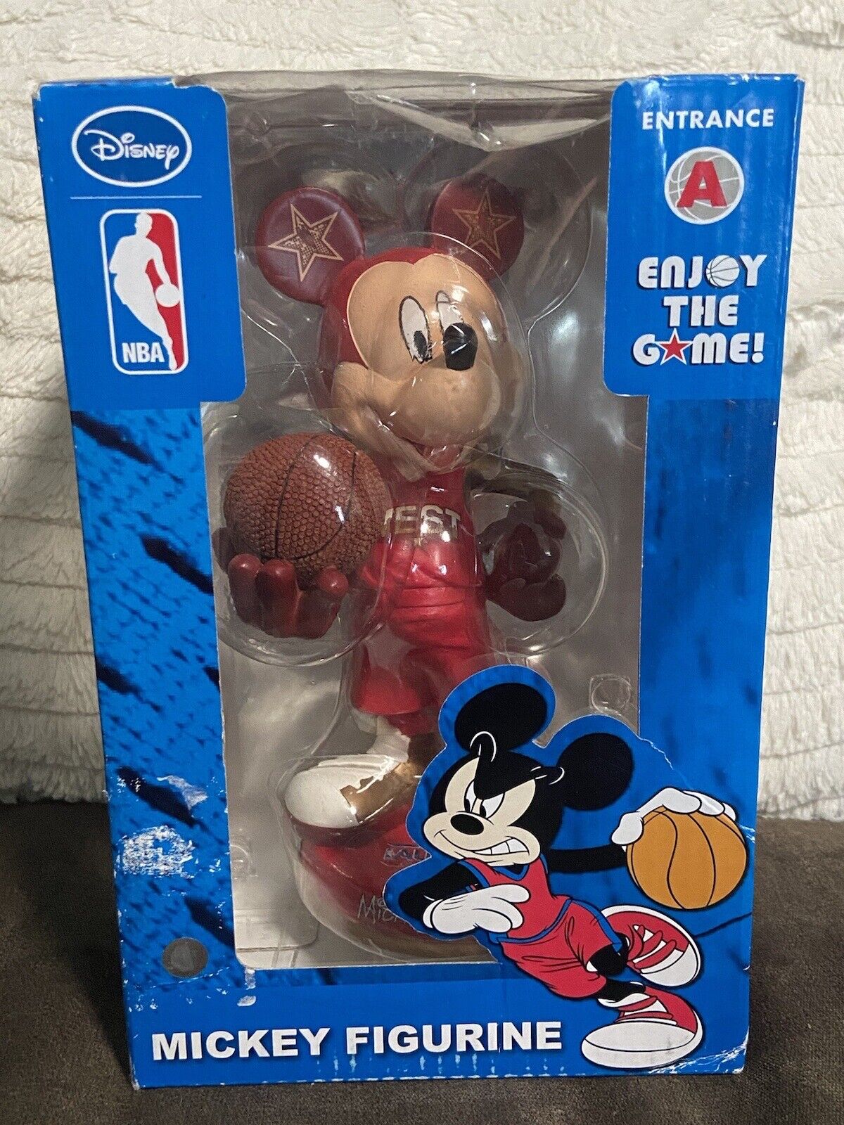Disney Mickey Mouse 2011 NBA All Star West Figurine.