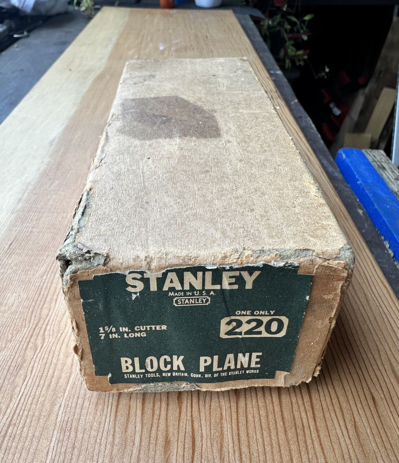 Stanley No 220 Block Plane in Original Box. Made in USA, Vintage