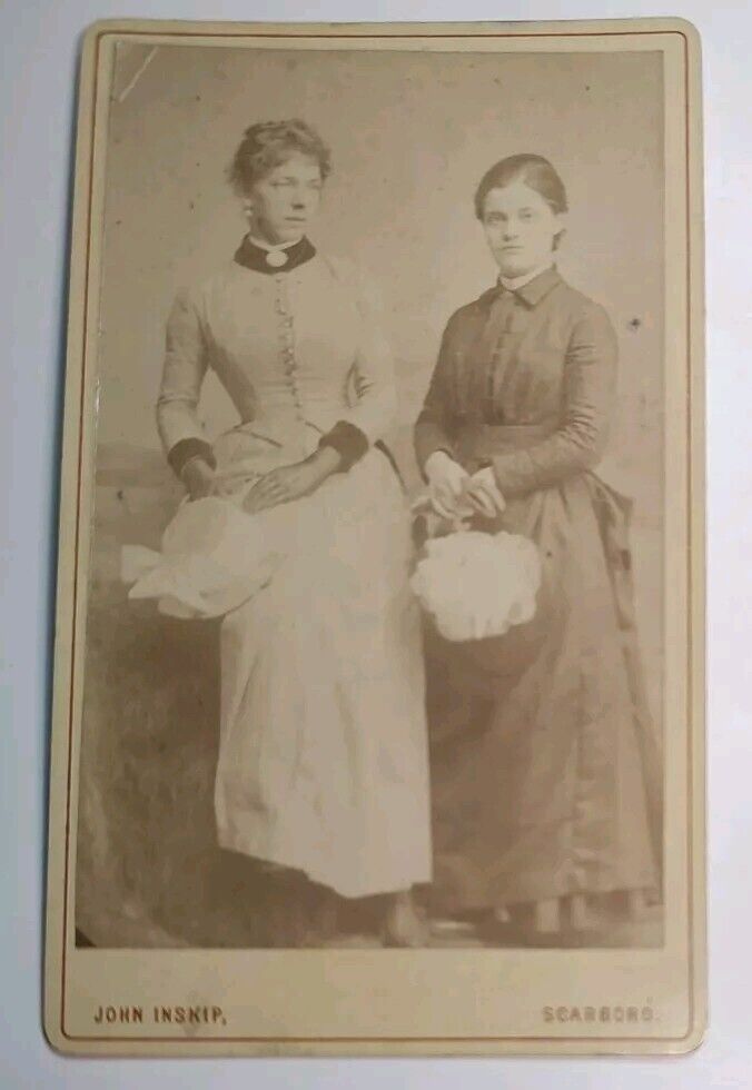 c1890 Victorian Cabinet Card Two Women With Baskets John Inskip Scarboro