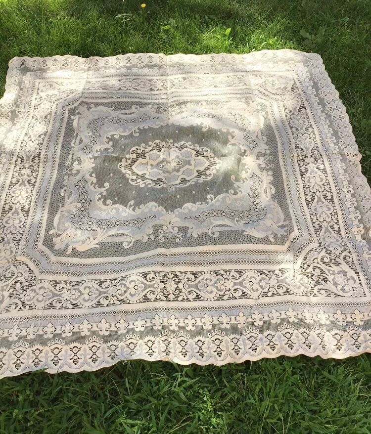 TABLECLOTH Antique Lace Vintage White Square 5” Great Condition France RARE