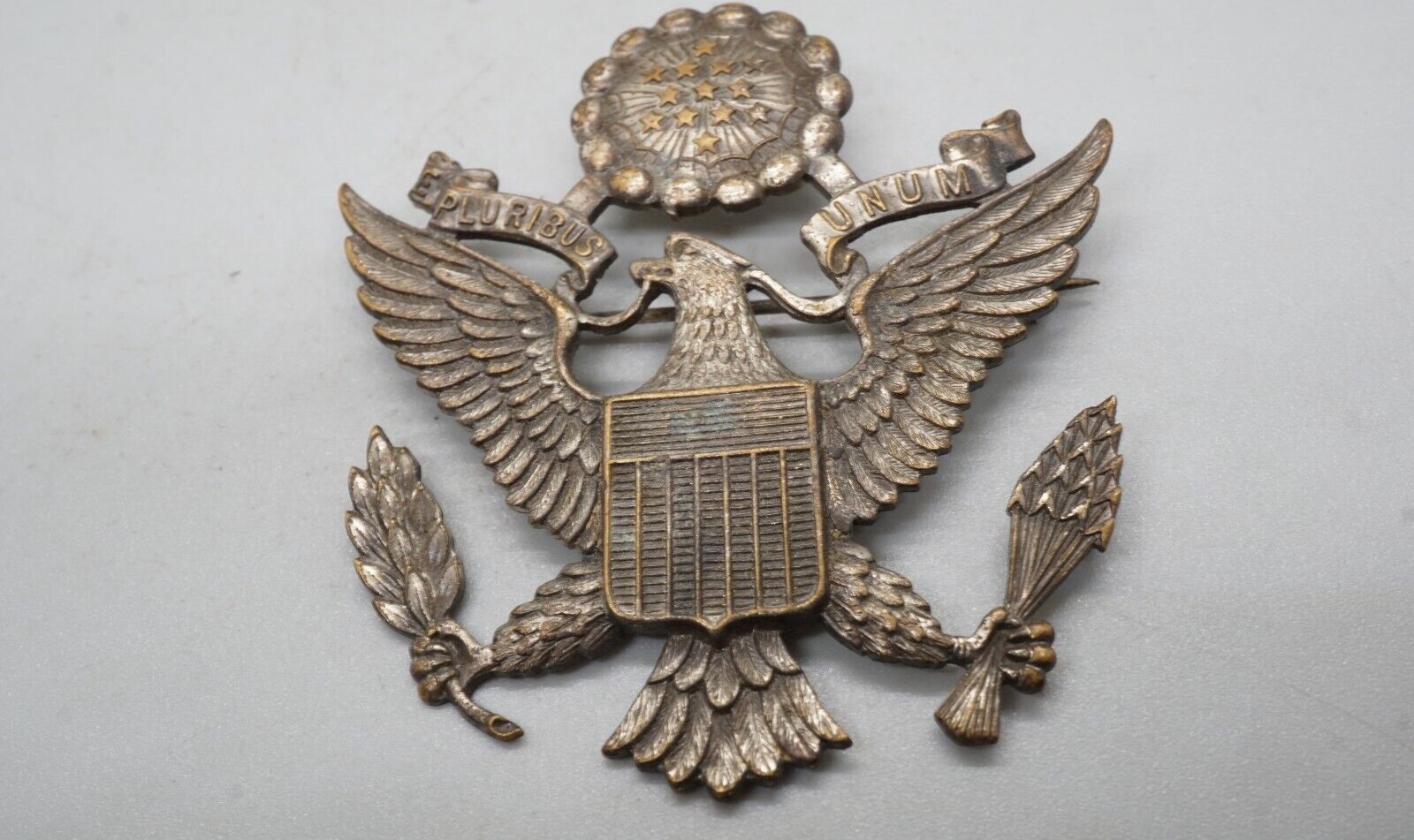 WWI Army Officer Hat Badge UNIQUE PIN BACK
