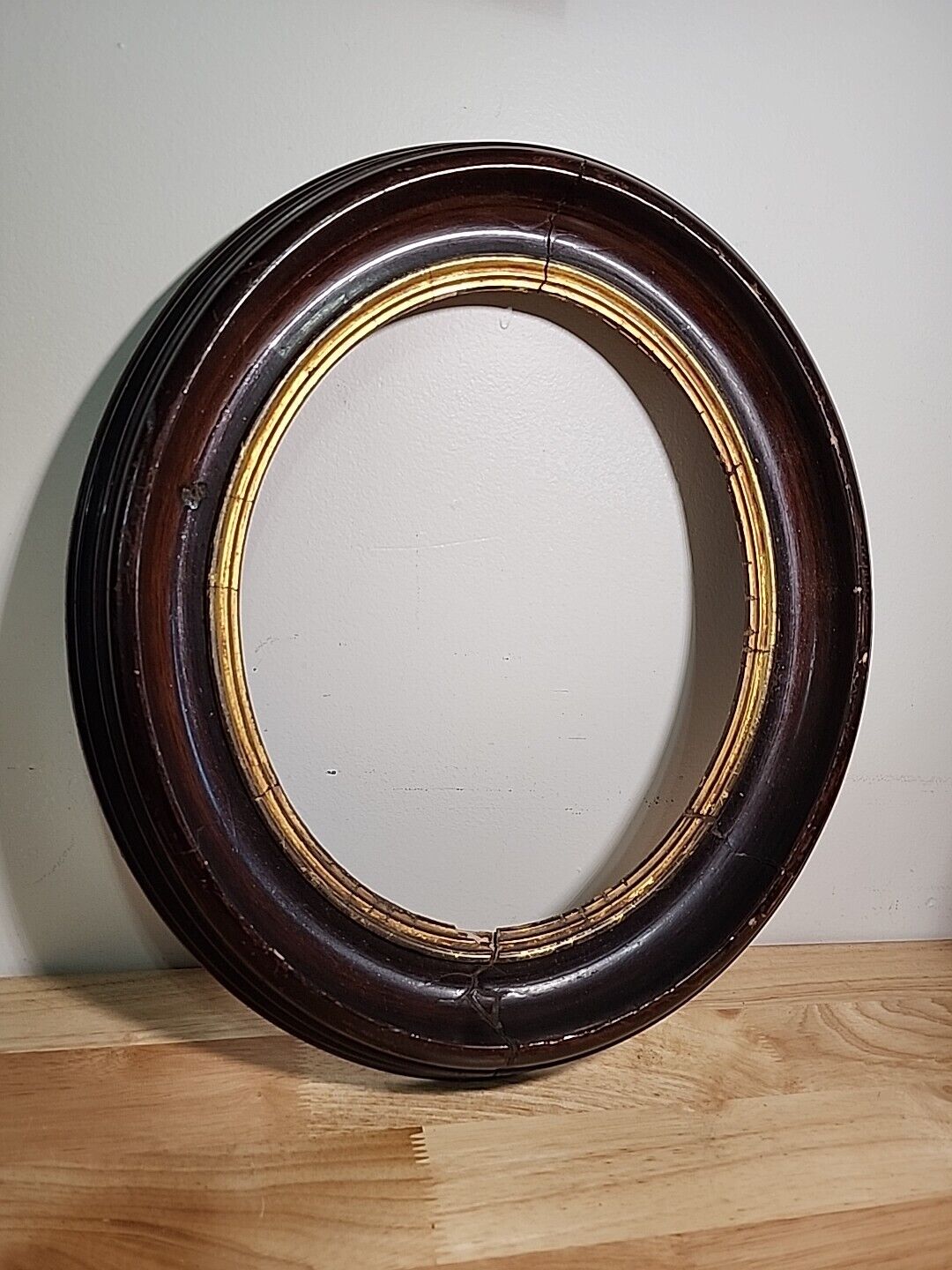 Distressed Antique Wooden oval frame 15x17 Holds 10x12 Photo Repaired Damaged 