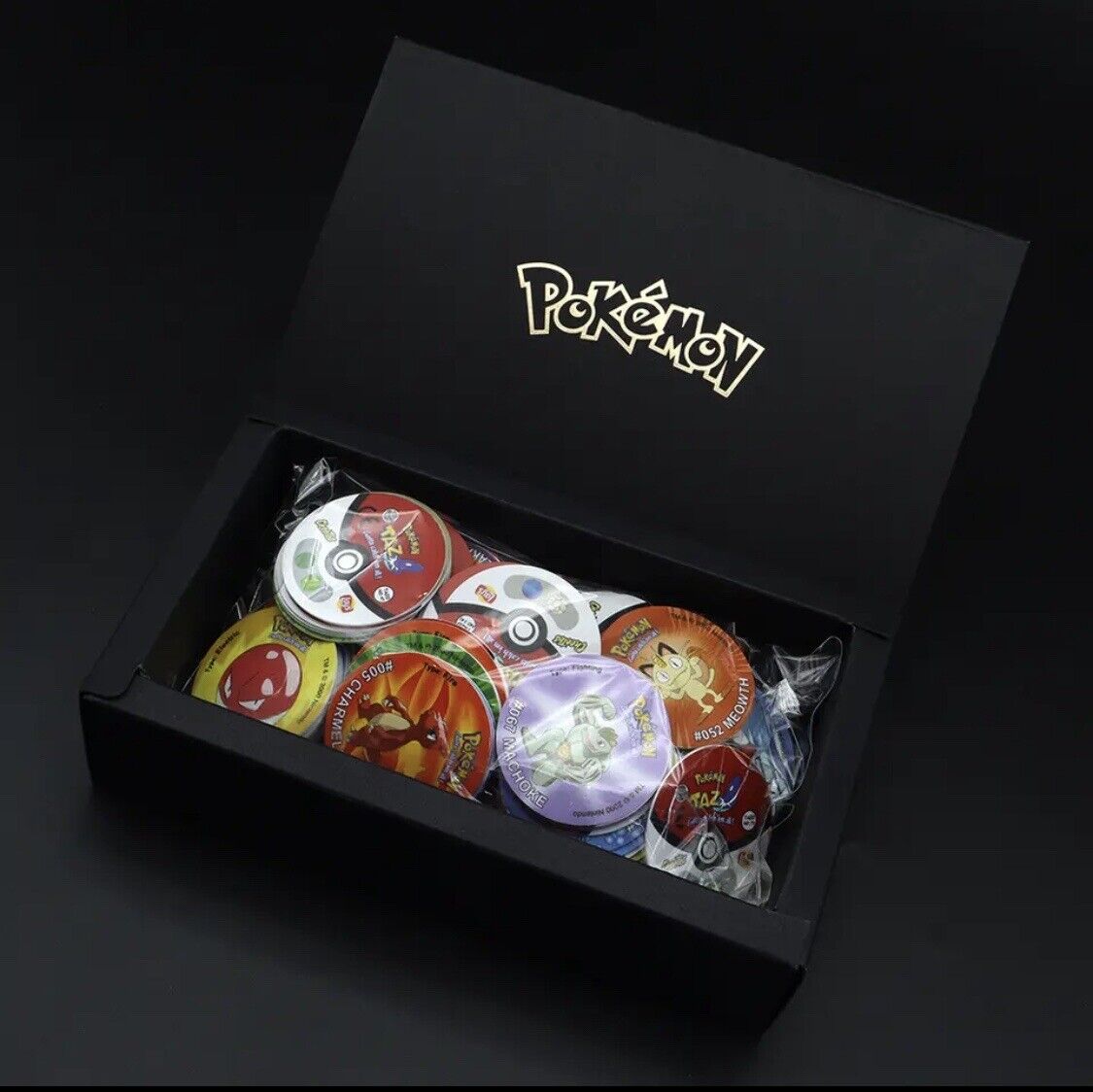  Pokemon Tazos,Taps,Pogs Complete Set. 160 with box.