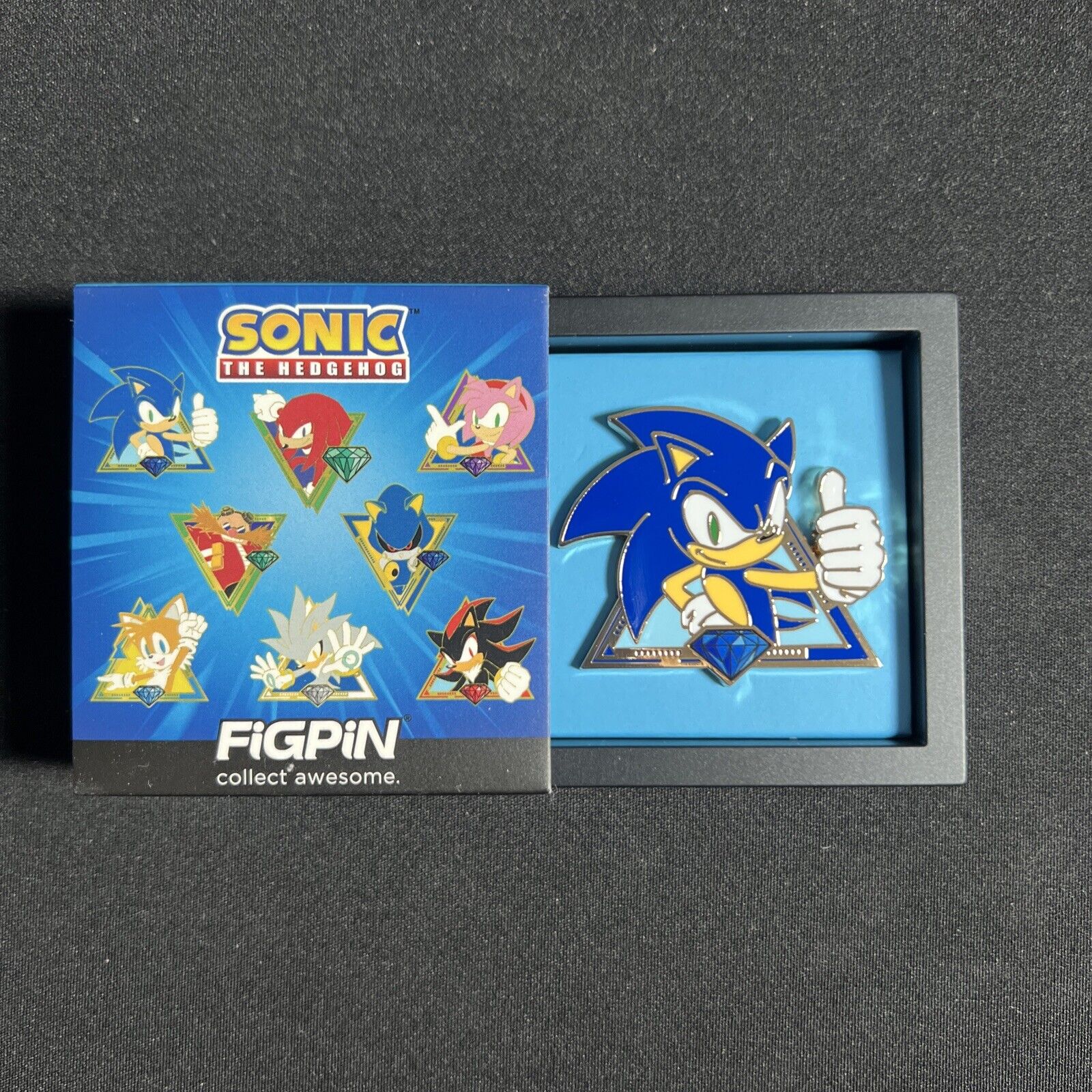 FiGPiN Sonic The Hedgehog Mystery Mini Pin Y21 Locked