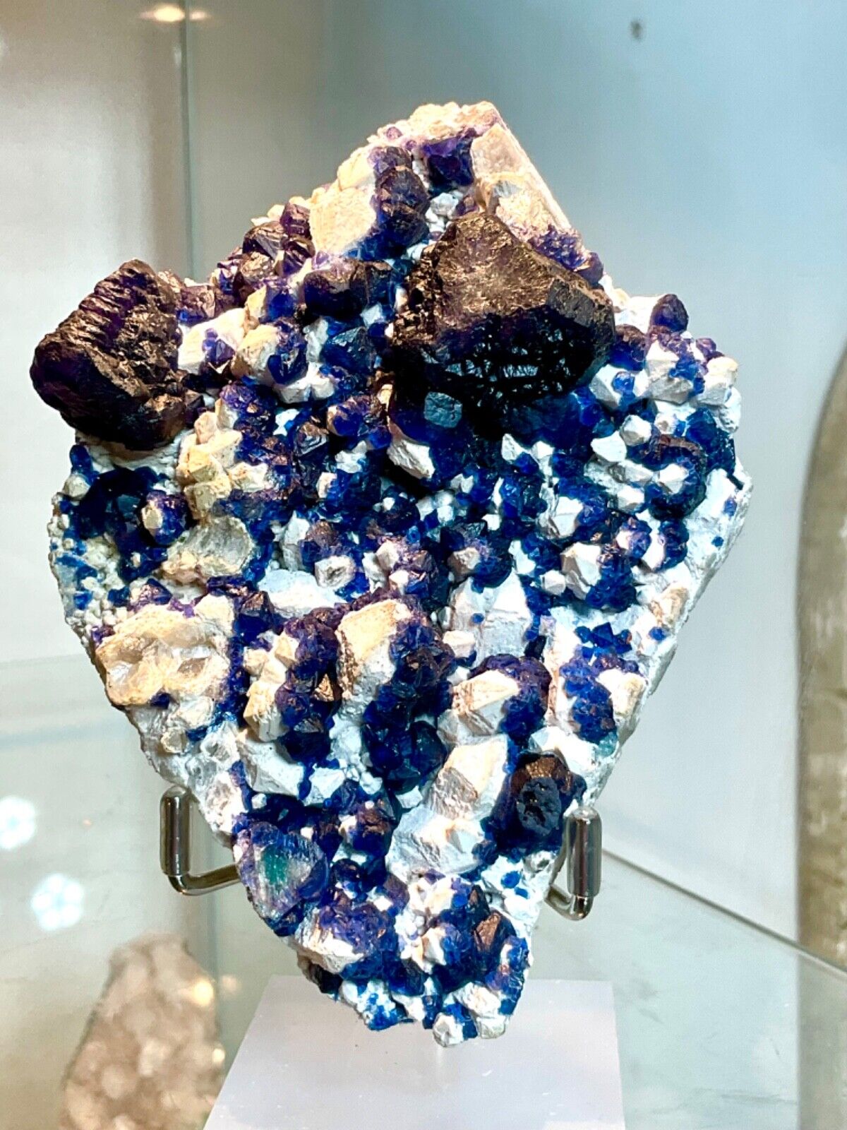 Fluorite-Indigo Blue Fluorite-White Quartz-Huanggang Mines-Inner Mongolia 343g