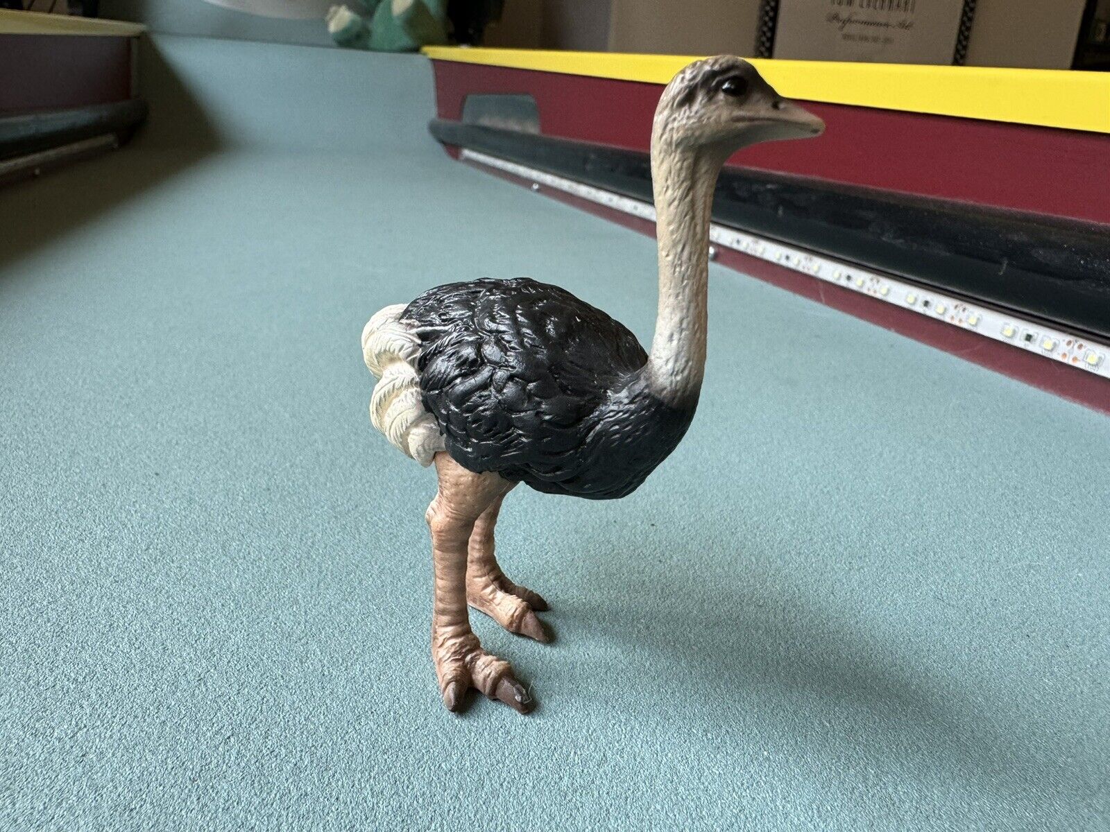 Schleich OSTRICH Adult Figure Animal Bird 2003 Retired 14325 Farm Figurine Toy