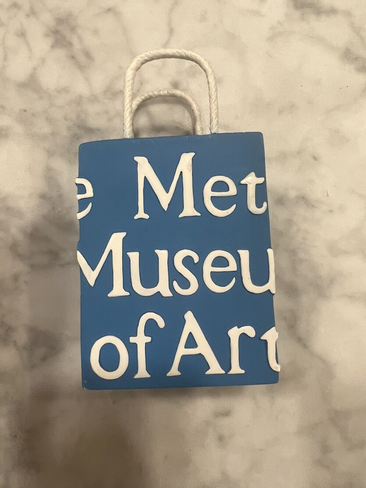 MOMA NY Metropolitan Museum Of Art Blue White Gift Bag Figurine Desk Shelf Deco