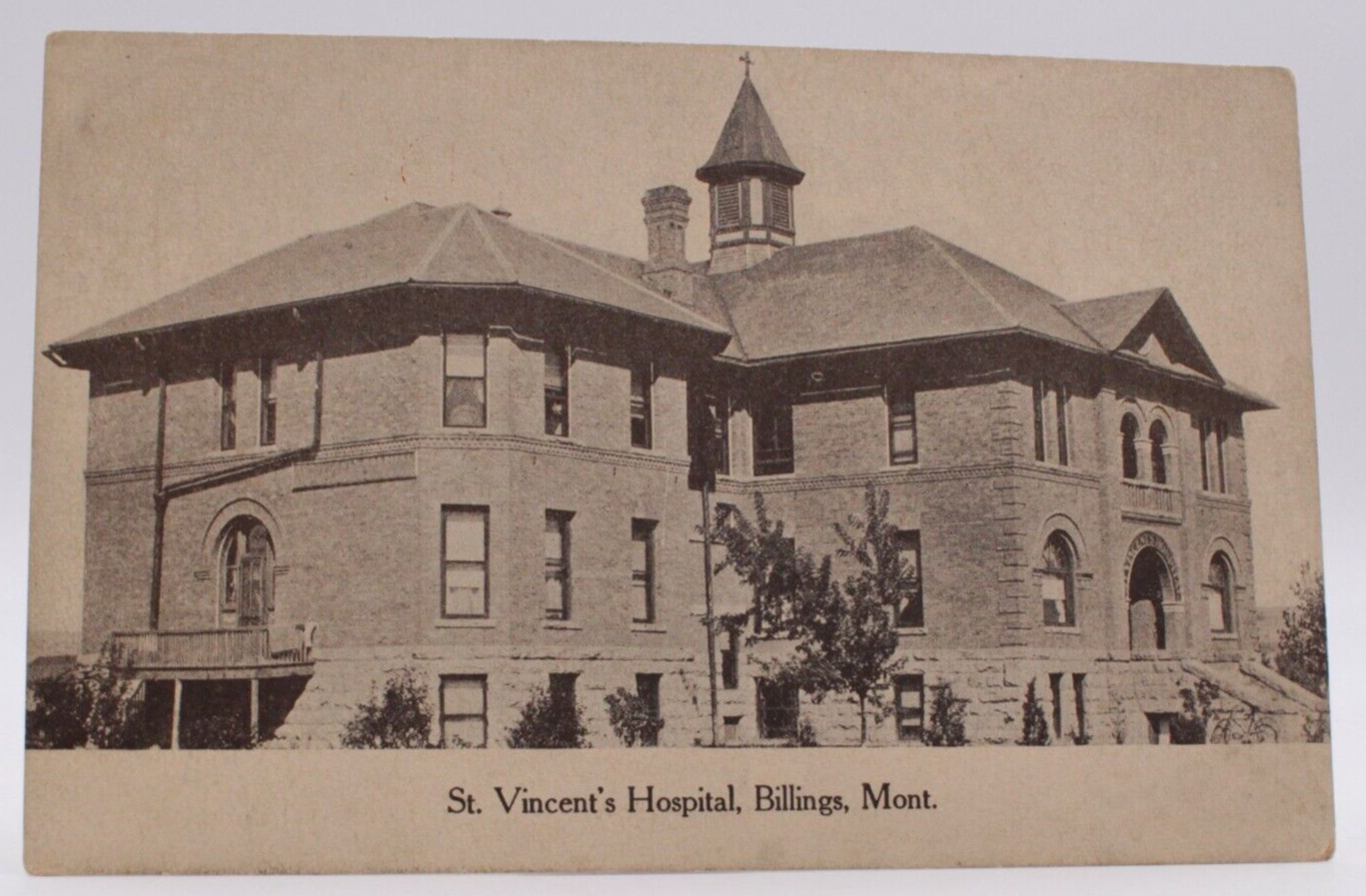 Vintage Postcard 1907-1915 St. Vincent\'s Hospital, Billings, Montana Divided