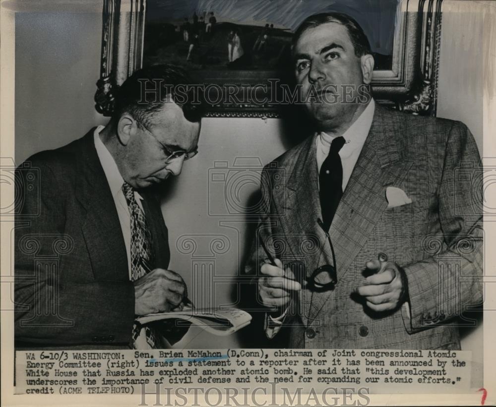 1951 Press Photo Senator Brian McMahon of Joint Congressional Atomic Energy Comm