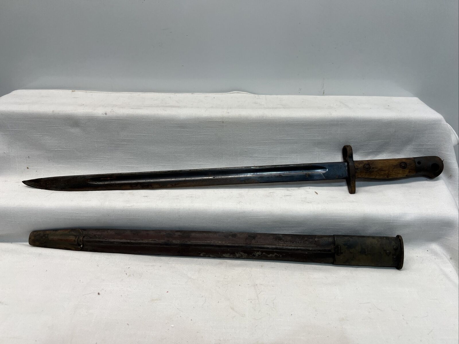 ww2 Australian Lithgow Sword Bayonet 1907 #1 Mangrovite Scabbard Very Nice