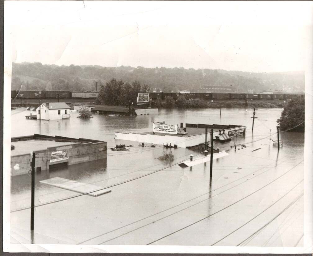 Waterbury Beef Co & RR line 1955 Flood photo CT