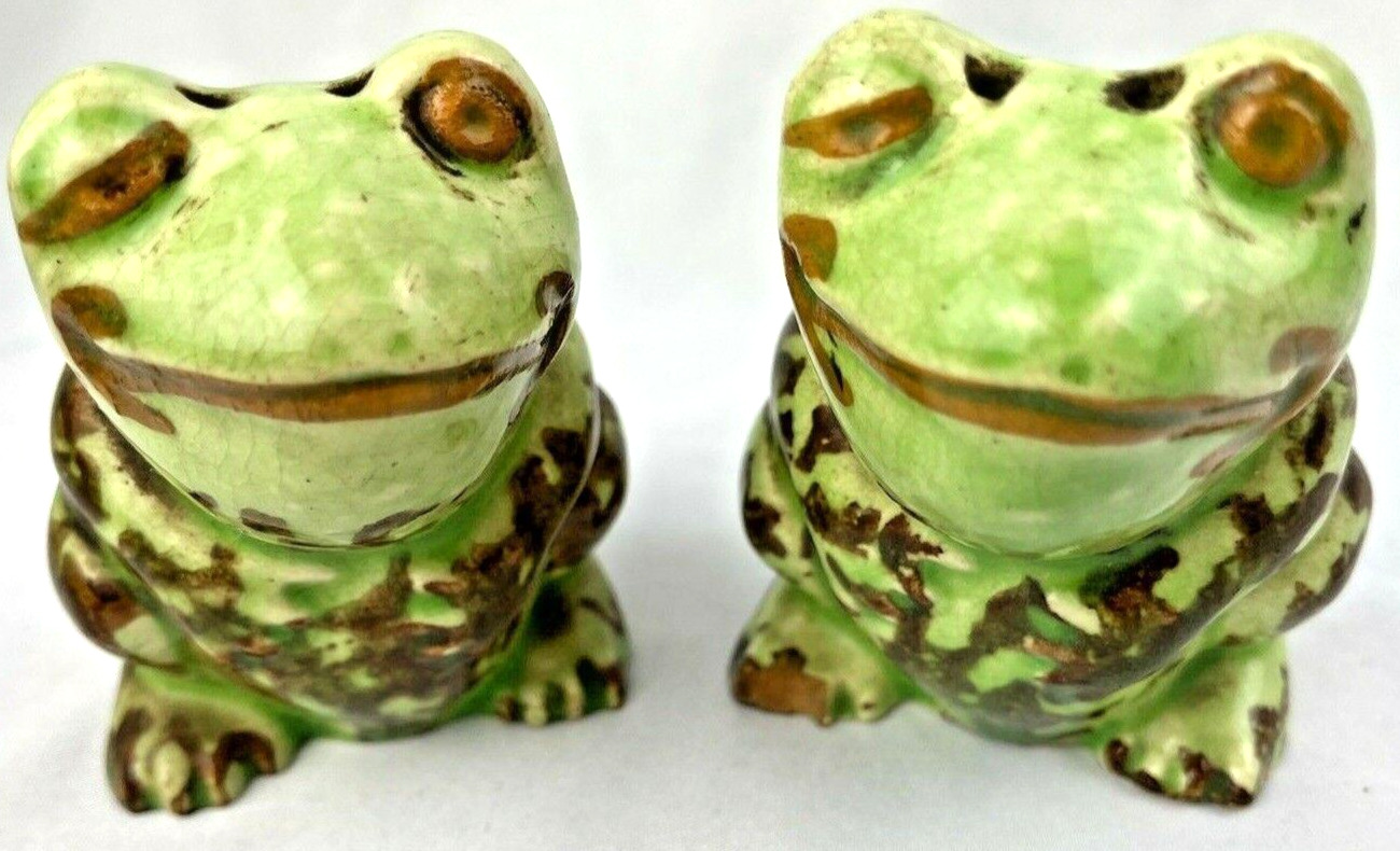 Antique Vintage Pottery Frog Frogs Salt and Pepper Crazing (chip on one foot)