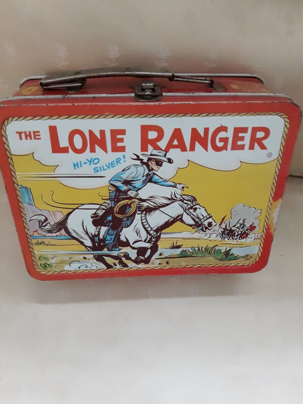 1950's original Lone Ranger lunch box. Nice for the age. 