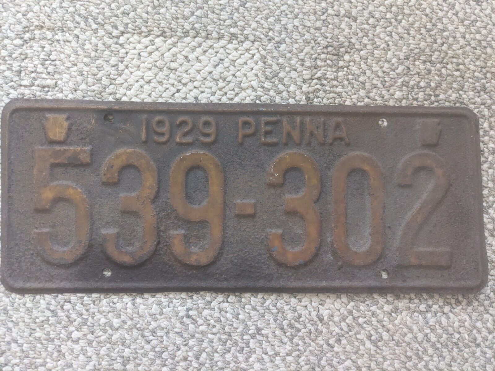Vintage 1929 Pennsylvania License Plate 539-302 Oversized 