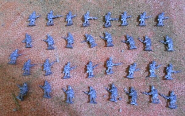 Lot: 33 British Napoleonic Inf. Adv.; 15mm Military Miniatures, Vintage Wargame