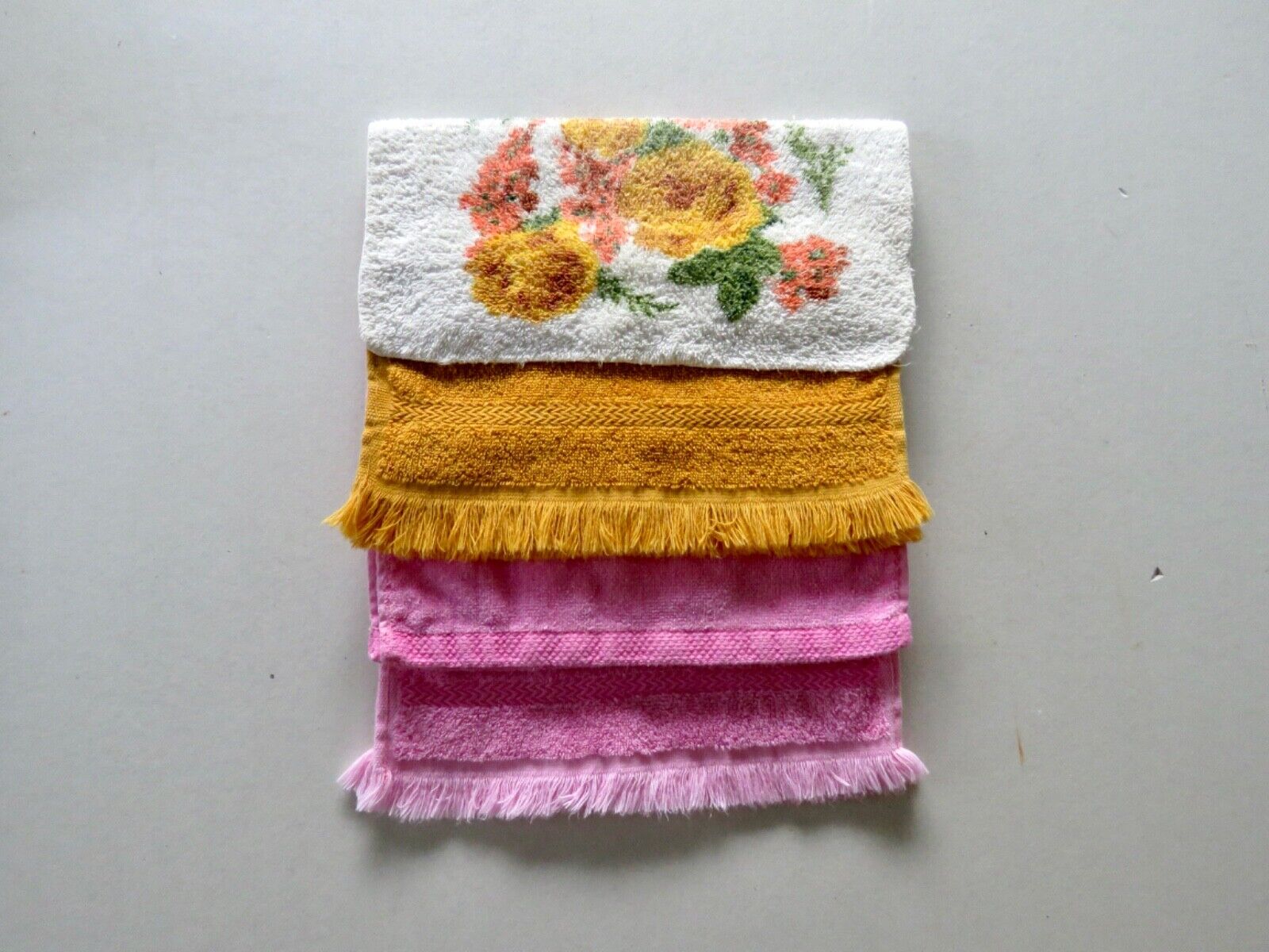 Vintage MCM Floral Pink Golden Orange Bath Kitchen Towel Set Springmaid CANNON