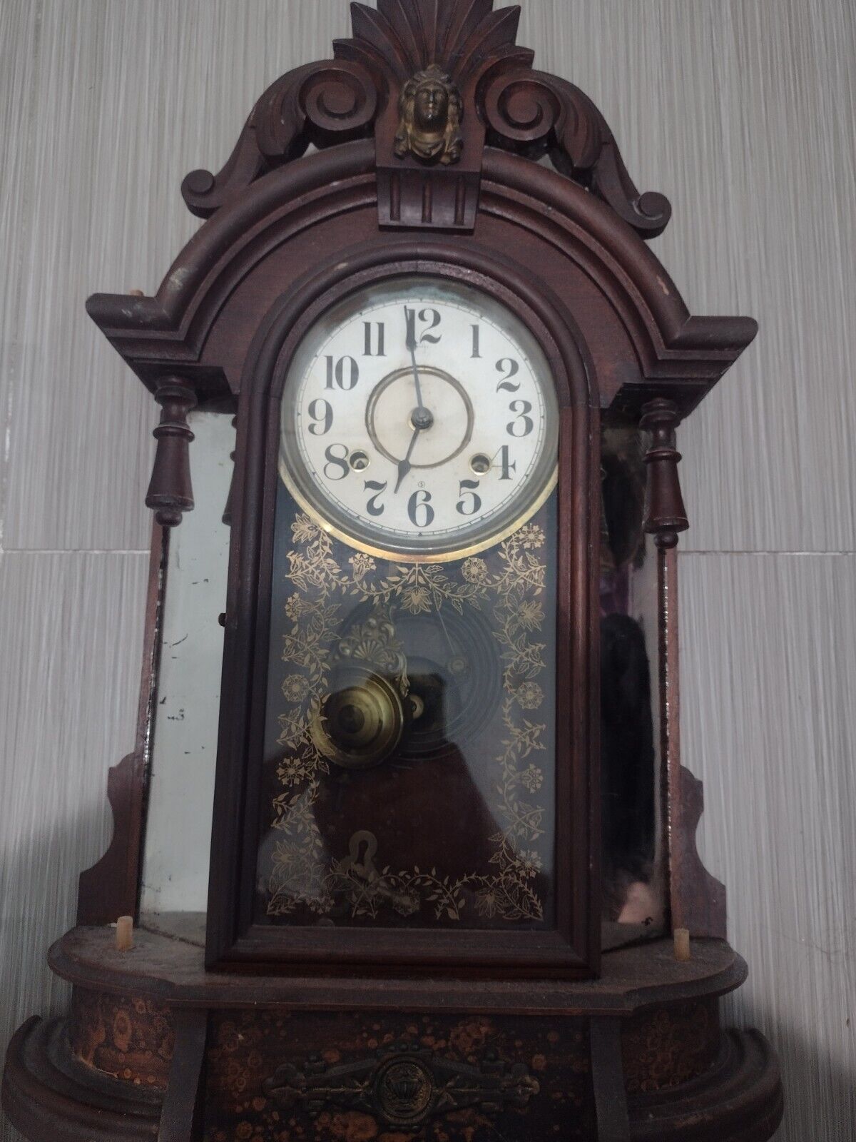 New Haven Occidental American Parlor Clock Walnut Case With Mirrored Sides -1885