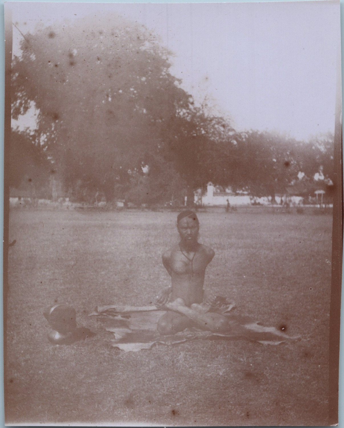 India, Varanasi (Benares), Man in Yoga Posture, Vintage Print, ca.1890 Tira