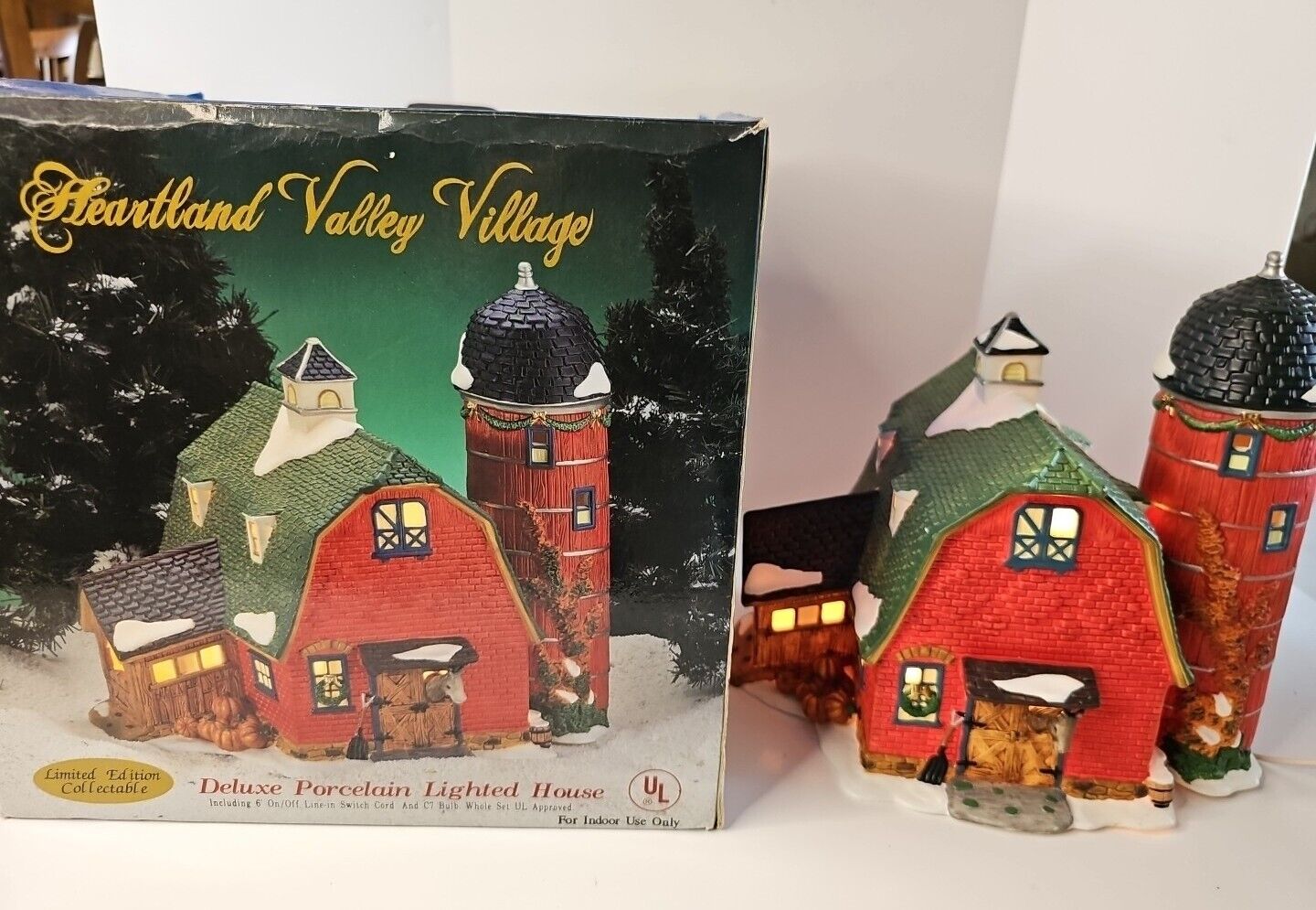 Heartland Valley Christmas Village Deluxe LE VTG Red Barn Farm 1999 O'Well