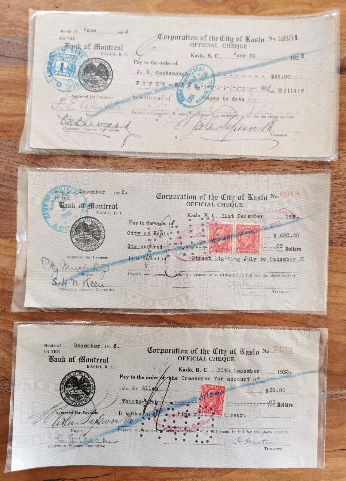 lot of 3 used 1925-33 City of Kaslo Oversized Official Cheques w. Postage Stamps