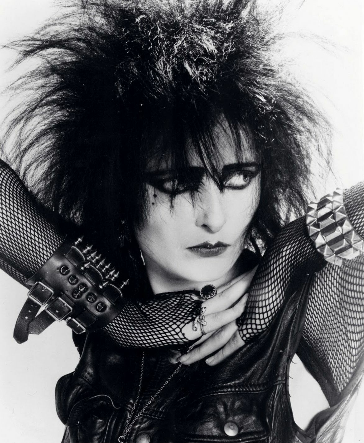 English Singer SIOUXSIE SIOU of SIOUXSIE and the Banshees Old Photo 8