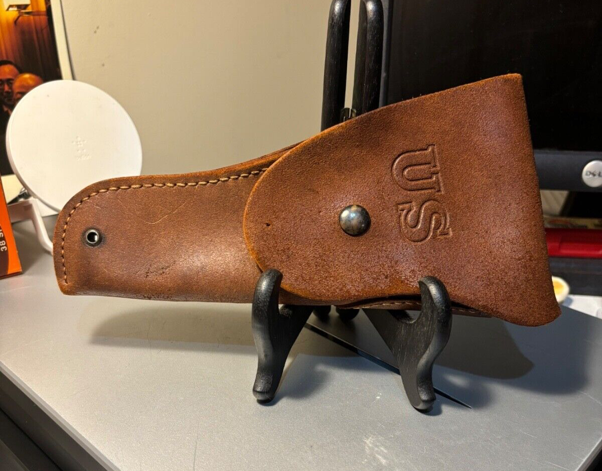 Vintage US Leather WWII Style Colt 1911 45ACP Right Hand Holster- Preowned