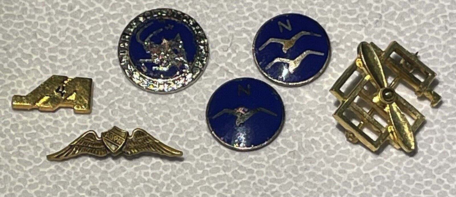 RARE LOT Vintage 99’s Women\'s Aviation Club Membership + Others Pin Lot of 6