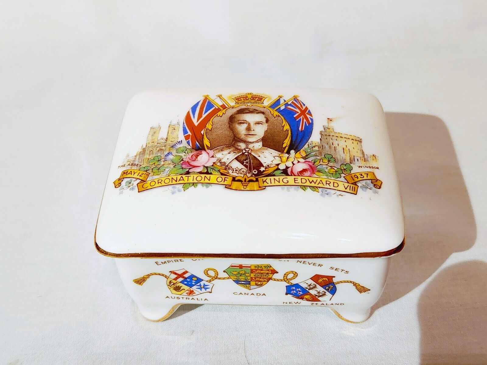 Rare King Edward VIII Coronation Footed Trinket Box -Aynsley
