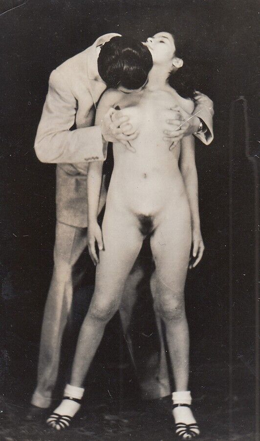 WEIRD & RARE: Nude bobby-sox girl hugged by guy in suit, data on back of print