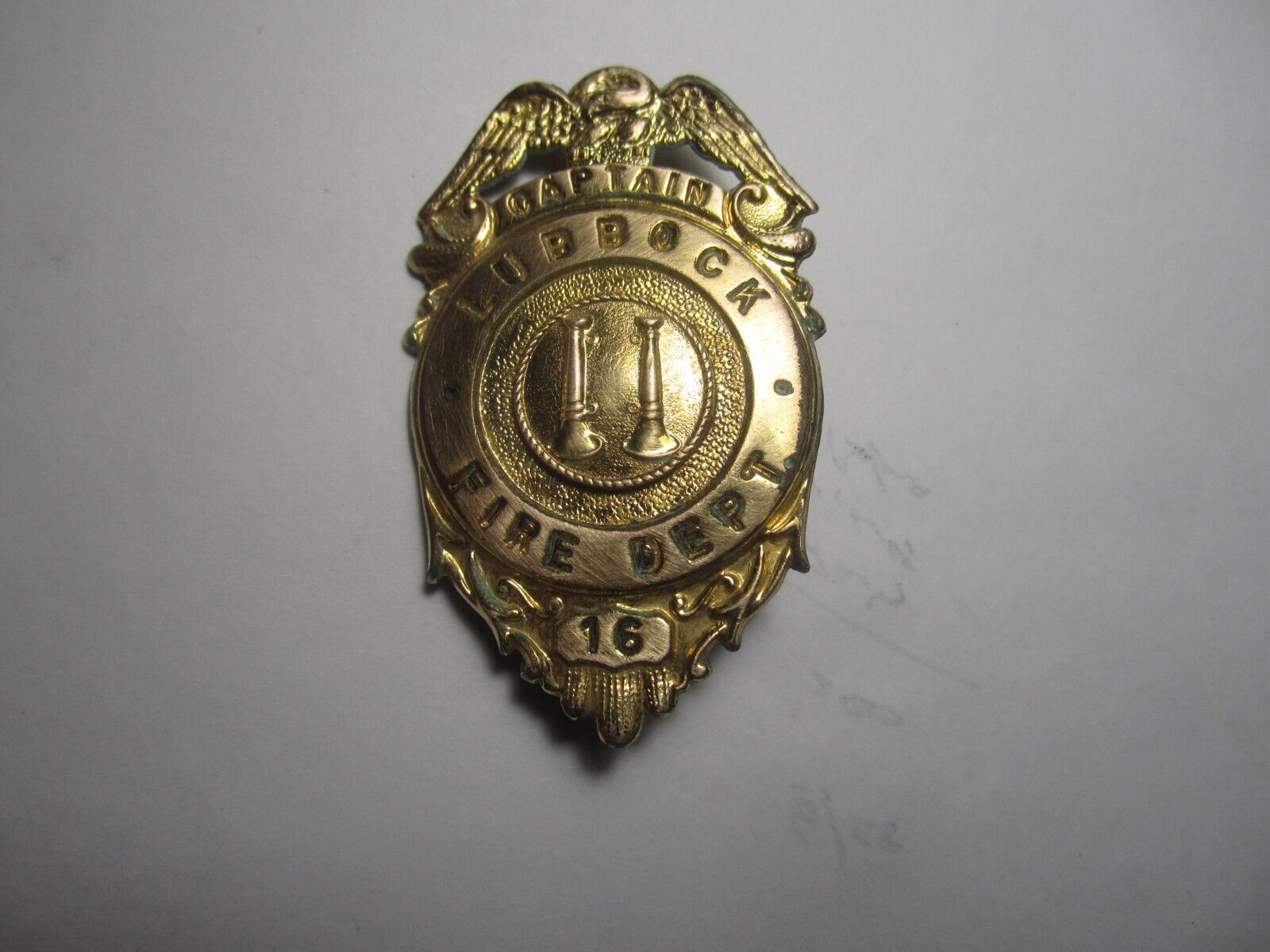 Vintage Obsolete Lubbock, Texas Captains 10Kt GF Fireman\'s  Badge # 16