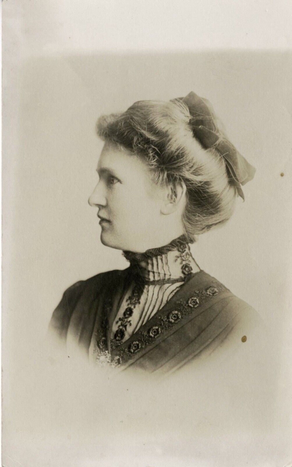 Ogallala NE Nebraska Studio Portrait of Young Woman Lady c1912 RPPC Postcard