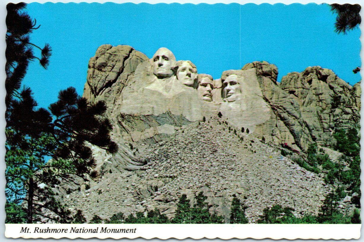 Postcard - Mount Rushmore National Monument - Black Hills, South Dakota